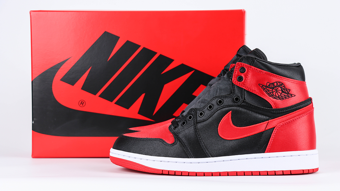 Air Jordan 1 Retro High OG ‘Satin Bred’ Reps - Image 3