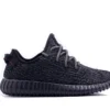 Yeezy 350 ‘Pirate Black'(2022)