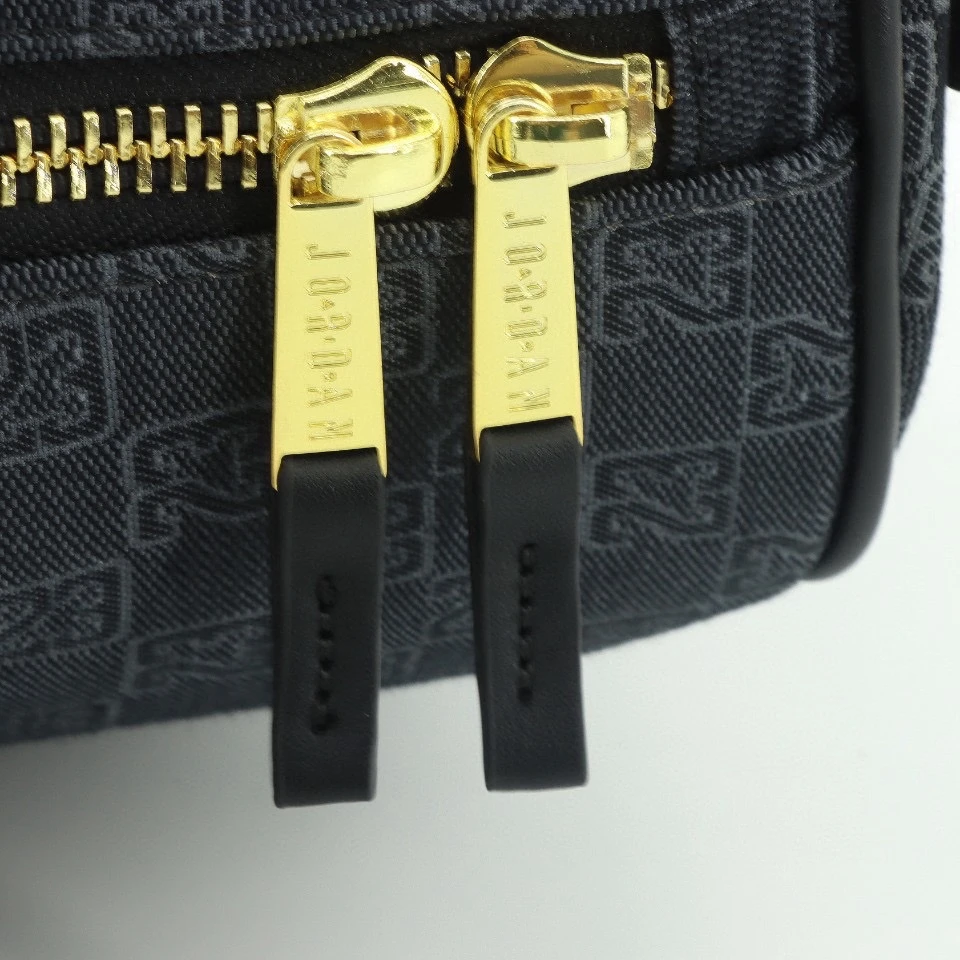 Checkerboard Presbyopia Bucket Bag Black - Image 9