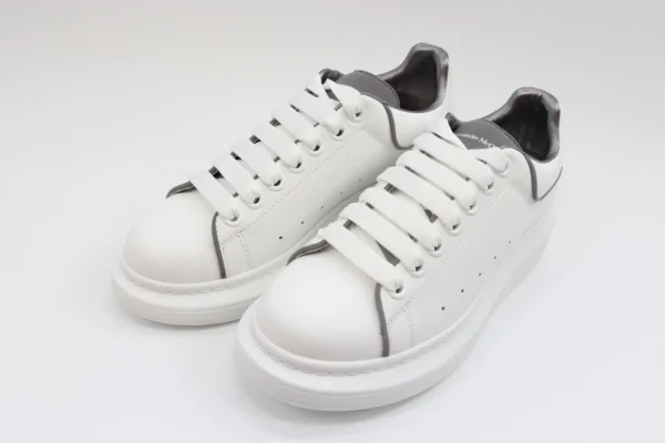 ALEXANDER MCQUEEN  LEATHER PLATFORM TRAINERS SNEAKERS GRAY-WHITE REPLICA - Image 3