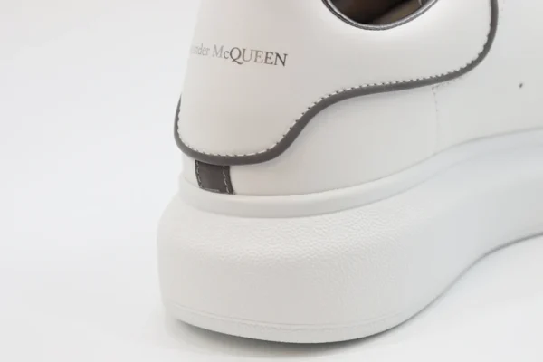 ALEXANDER MCQUEEN  LEATHER PLATFORM TRAINERS SNEAKERS GRAY-WHITE REPLICA - Image 9
