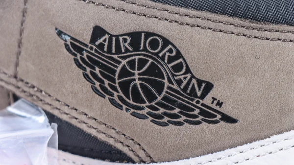Air Jordan 1 Travis  Scott Quality Reps High - Image 9