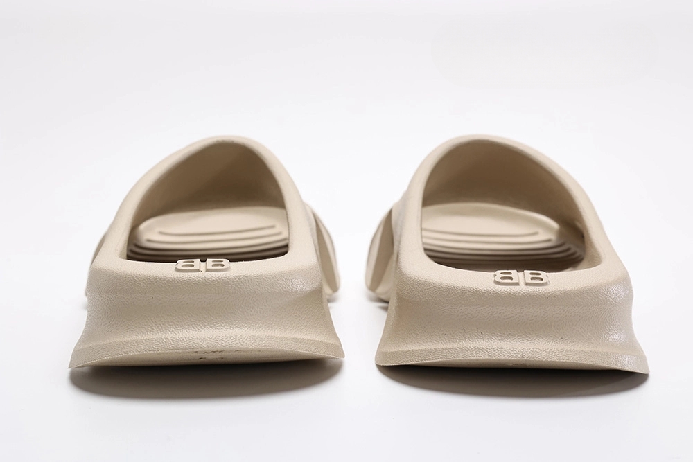 Balenciaga Mold Slide Sandal Beige - Image 4