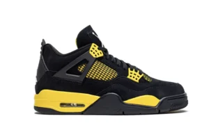 Jordan 4 Retro ‘Thunder’ 2023 Reps