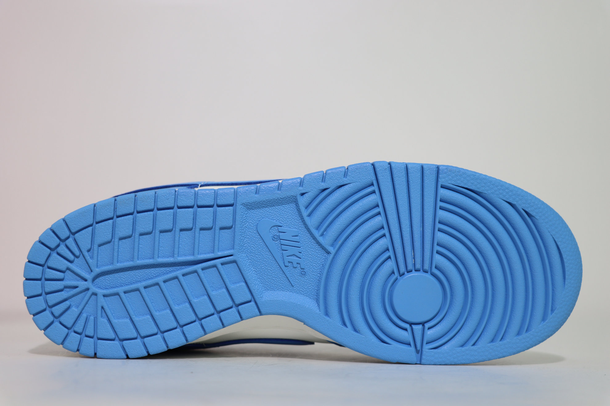 Dunk Low Coast (Women’s) Reps Shoes - Image 4