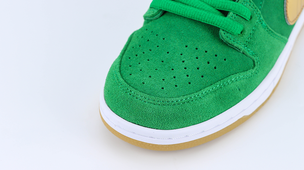 Dunk Low SB ‘St. Patrick’s Day’ Reps - Image 3