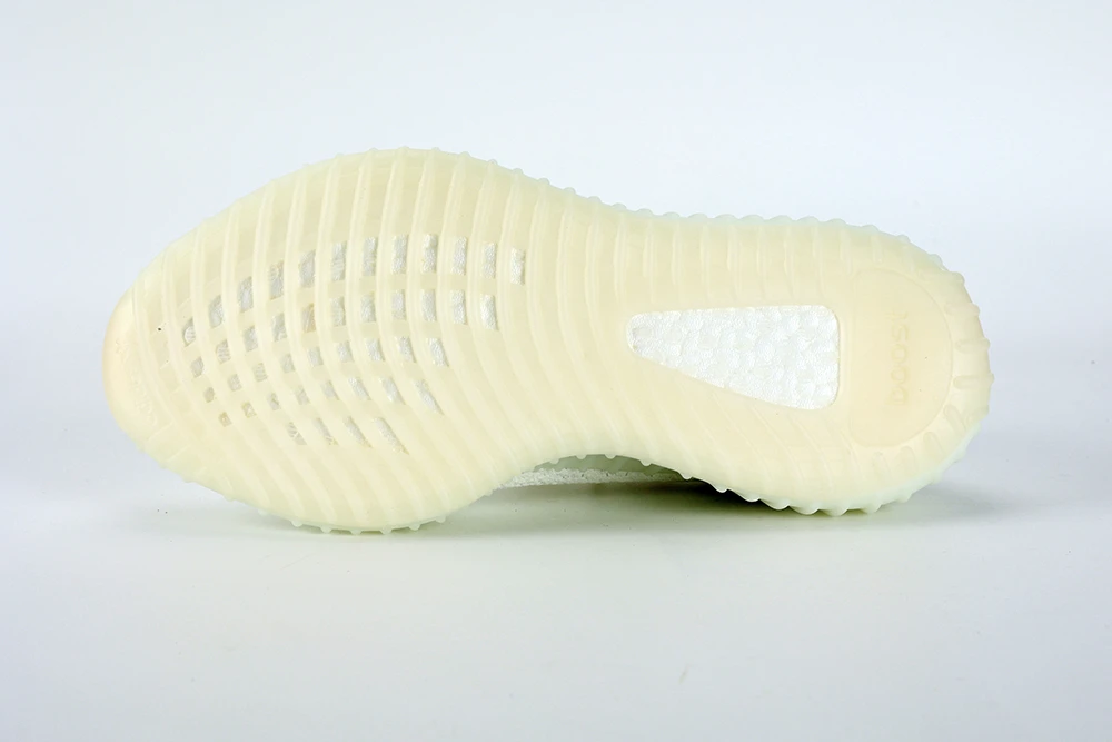 Yeezy Boost 350 V2 Replica - Image 4