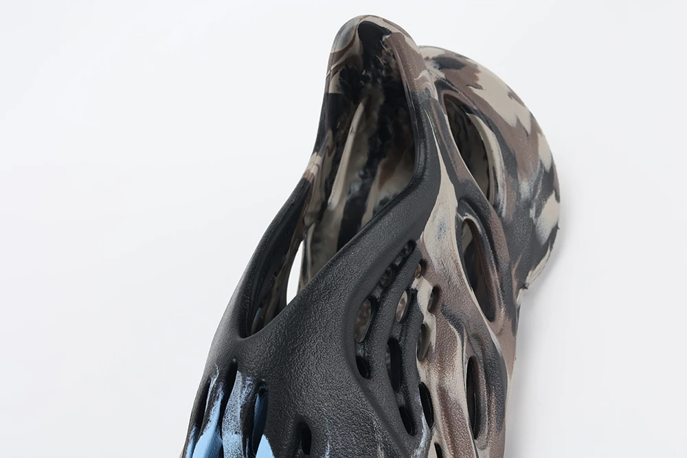 Yeezy Foam RNNR MX Brown Blue Reps Quality - Image 4