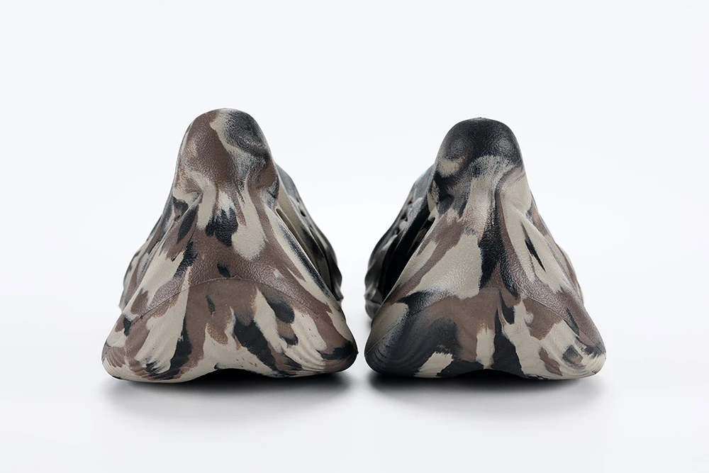 Yeezy Foam RNNR MX Brown Blue Reps Quality - Image 3