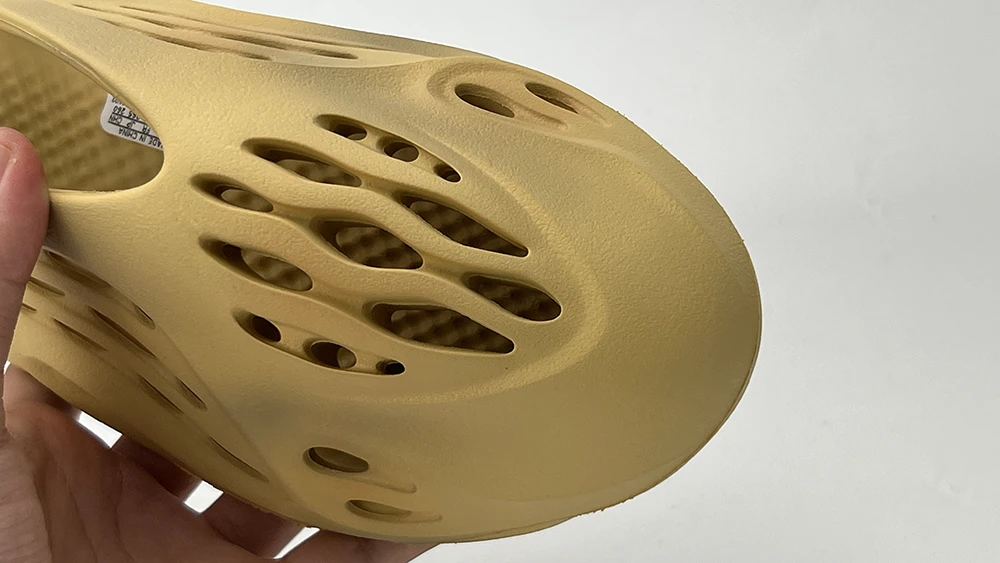 Foam Runner Desert Sand - Image 3