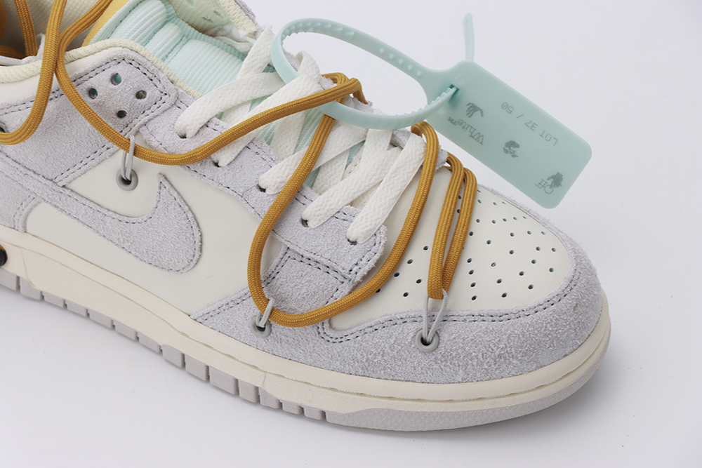 OFF-WHITE X DUNK LOW ‘LOT 37 OF 50’ - Image 4