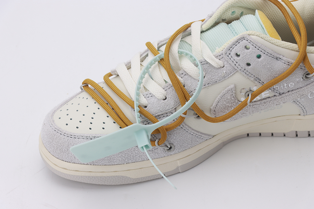 OFF-WHITE X DUNK LOW ‘LOT 37 OF 50’ - Image 5