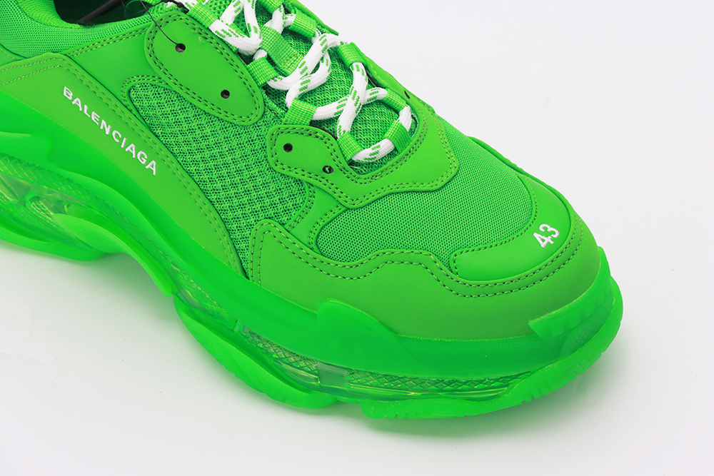 BALENCIAGA TRIPLE S CRYSTAL GREEN REp - Image 5
