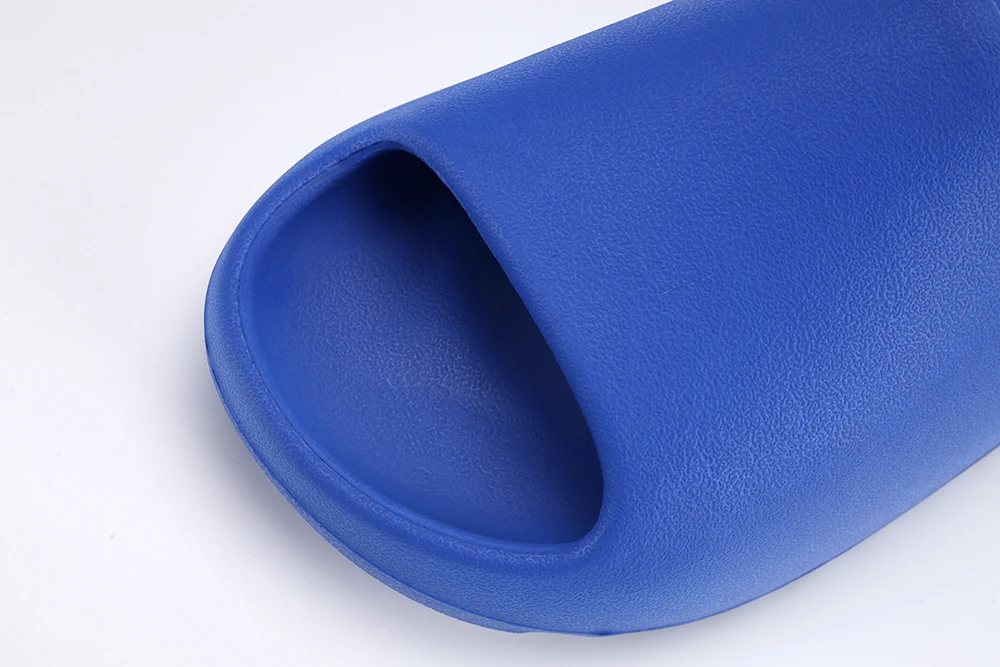 Yeezy Slide “AZURE” ID4133 MATTE - Image 4