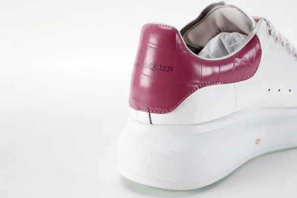 McQueen Oversized Pink Crocodile - Image 10