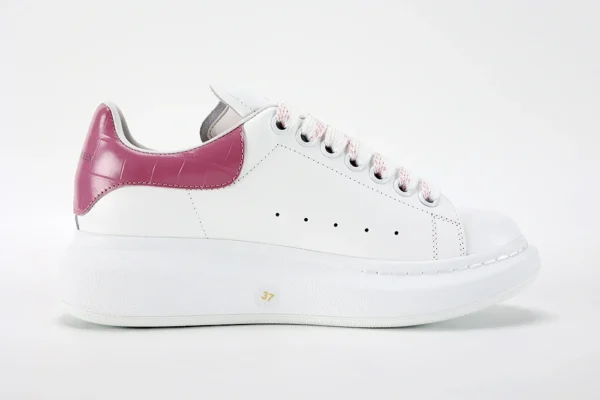 McQueen Oversized Pink Crocodile - Image 3
