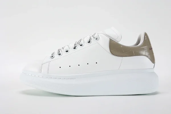 McQueen Oversized Rice Gray Crocodile - Image 10