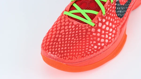 Zoom Kobe 6 Protro ‘Reverse Grinch’ Reps - Image 3