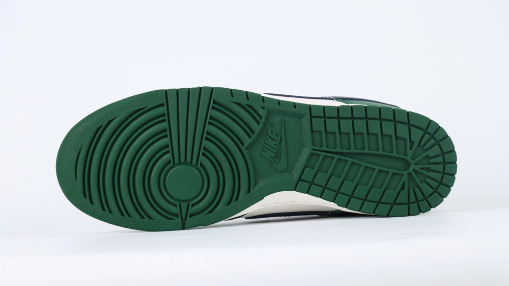 Dunk Low ‘Gorge Green’ Reps - Image 5