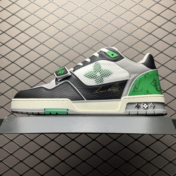 LOUIS VUITTON Trainer Low Top Board Shoes Black White Green