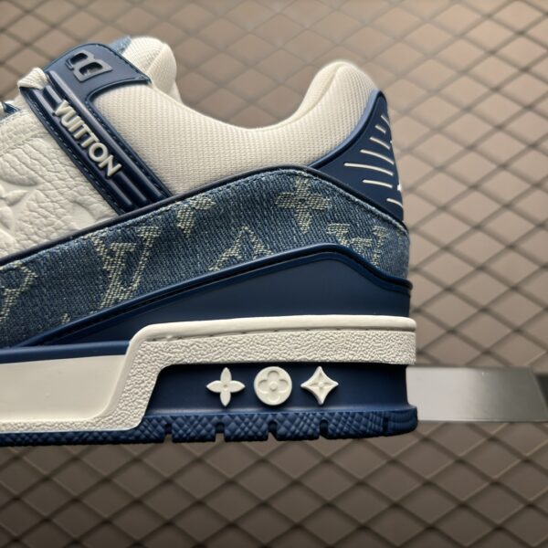 LOUIS VUITTON Trainer Low Top Board Shoes Blue White - Image 9
