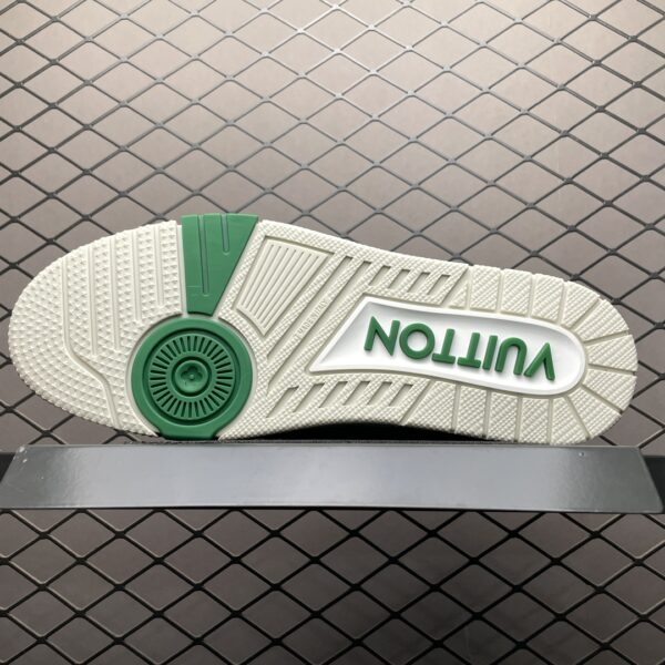 LOUIS VUITTON Trainer Low Top Board Checkerboard Green - Image 5