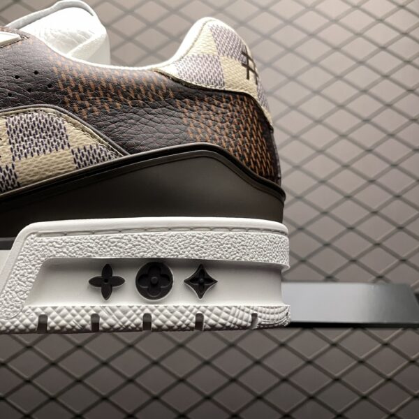 LOUIS VUITTON Trainer Low Top Board Checkerboard Brown - Image 7