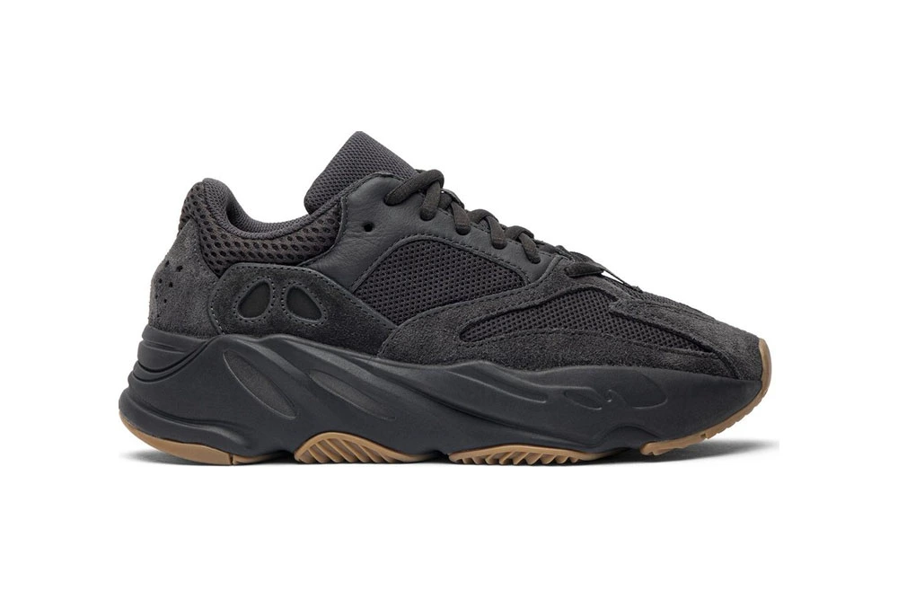 Yeezy Boost 700 Utility Black (2019/2023) REplica - Image 2