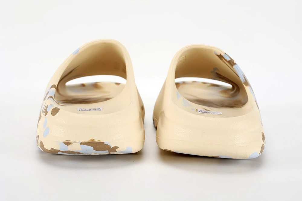 YEEZY SLIDE DESSAN - Image 6